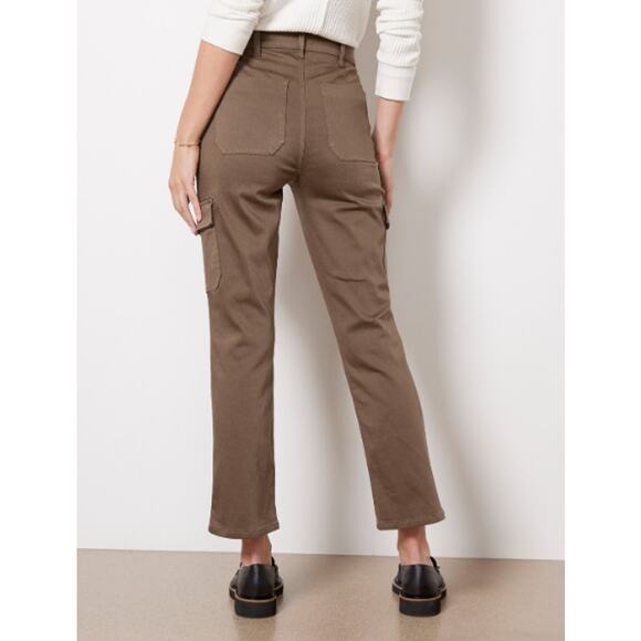 EVEREVE SZ 27(US 4) Larissa Cropped Cargo in Fatigue - Picture 3 of 11